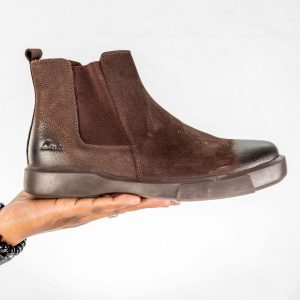 Clerks Boots